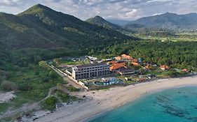 Tropical Beach Resort Sekongkang